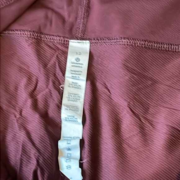 Lululemon Tank - Picture 6 of 6